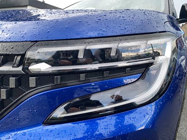 Vente en ligne Renault Austral  E-Tech hybrid 200 au prix de 37 950 €