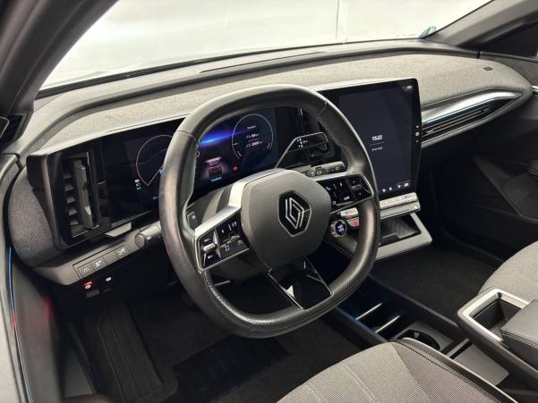 Vente en ligne Renault Megane E-Tech  EV60 220 ch super charge au prix de 24 990 €