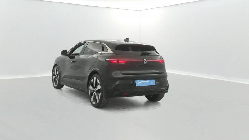 Vente en ligne Renault Megane E-Tech  EV60 220 ch super charge au prix de 24 990 €