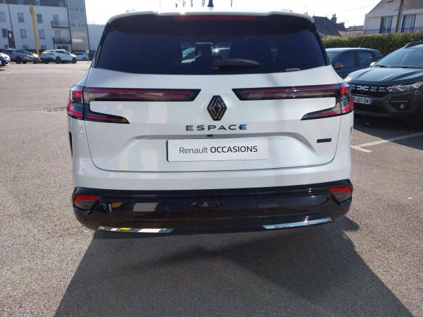 Vente en ligne Renault Nouveau Espace Espace E-Tech hybrid 200 au prix de 41 490 €