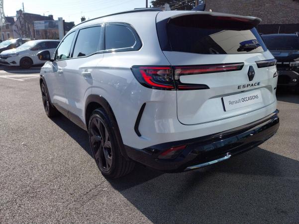 Vente en ligne Renault Nouveau Espace Espace E-Tech hybrid 200 au prix de 41 490 €