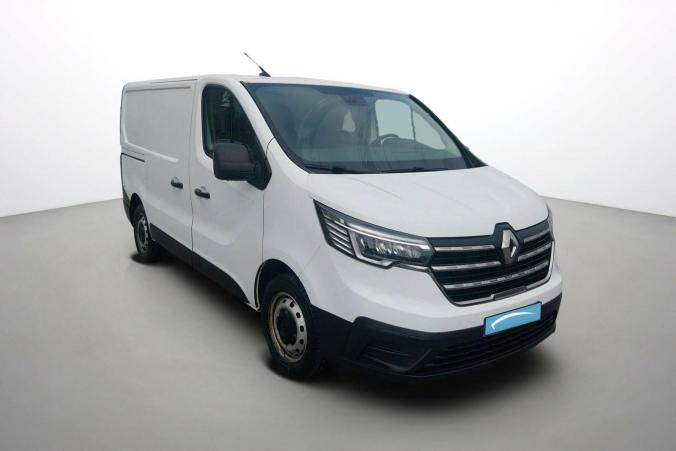 Vente en ligne Renault Trafic 3 Fourgon TRAFIC FGN L1H1 2800 KG BLUE DCI 130 au prix de 22 990 €
