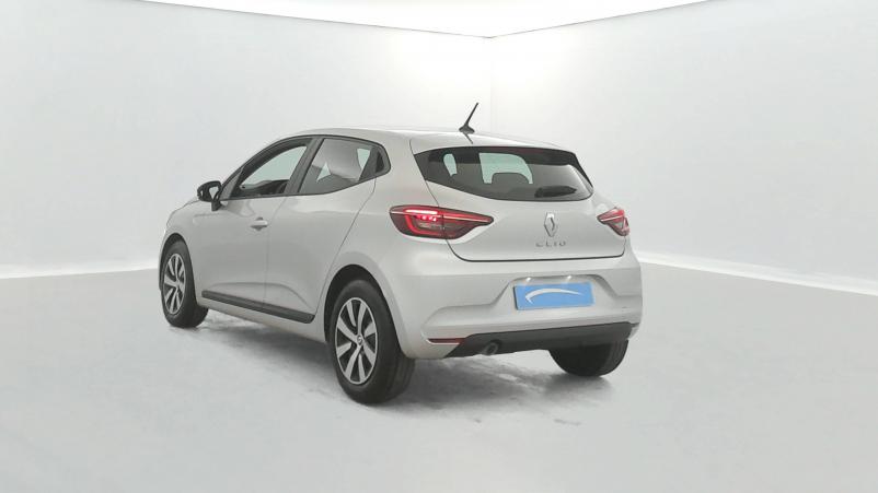 Vente en ligne Renault Clio 5 Clio TCe 90 au prix de 16 270 €