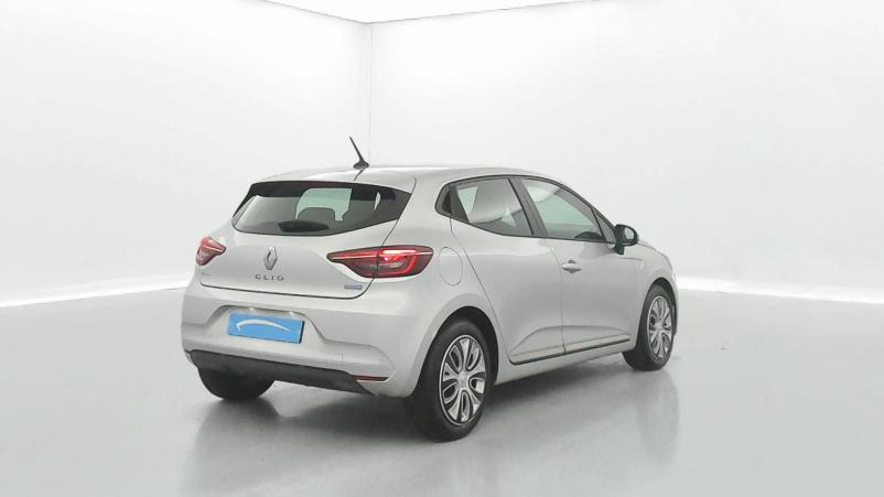 Vente en ligne Renault Clio 5 Clio E-Tech 140 - 21N au prix de 17 490 €