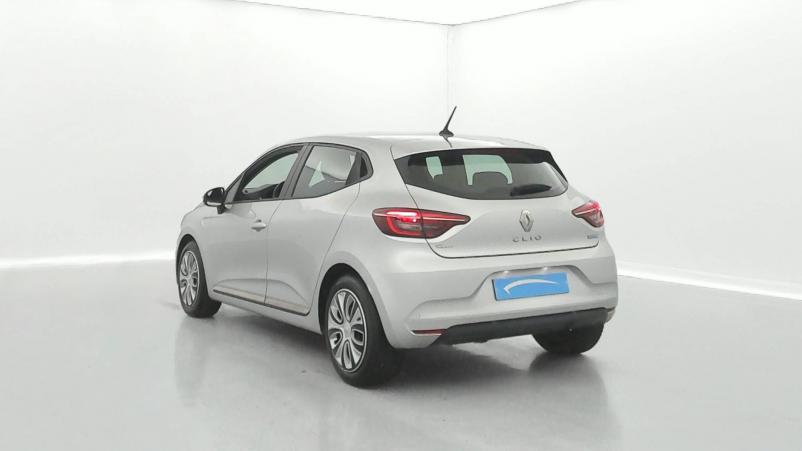 Vente en ligne Renault Clio 5 Clio E-Tech 140 - 21N au prix de 17 490 €