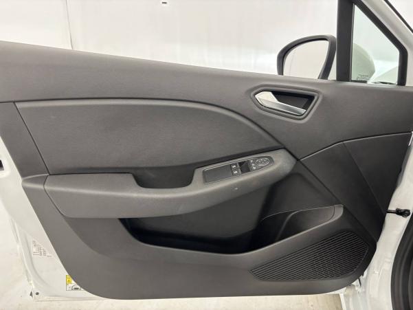 Vente en ligne Renault Clio 5 Clio Blue dCi 85 au prix de 12 770 €