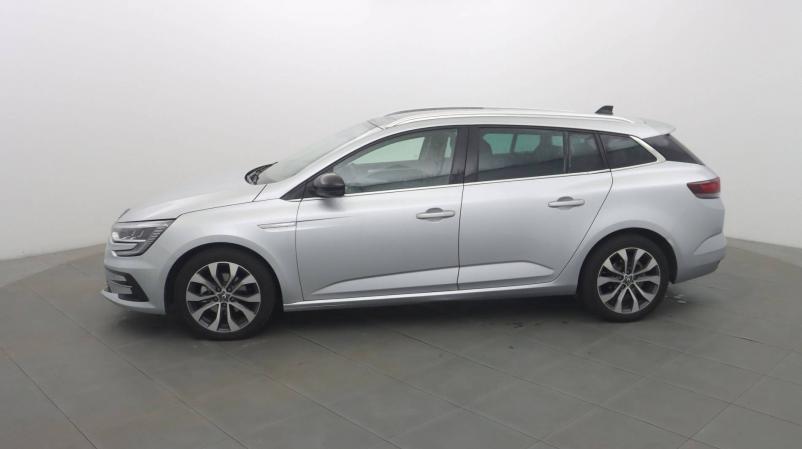Vente en ligne Renault Megane 4 Estate  Blue dCi 115 EDC au prix de 25 480 €