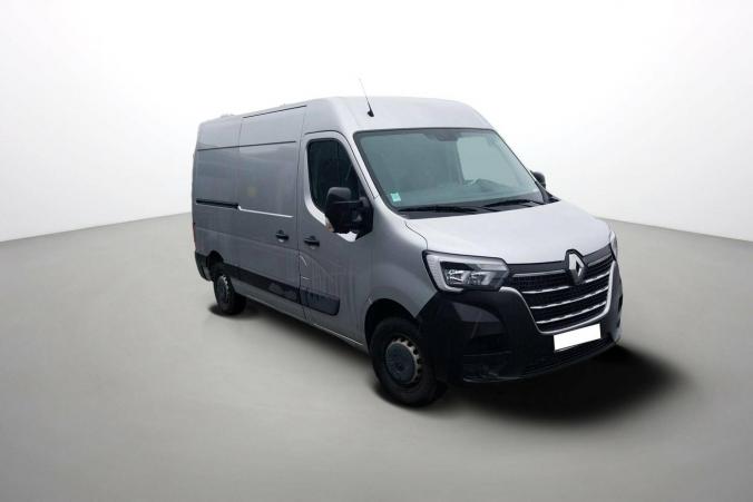 Vente en ligne Renault Master 3 Fourgon MASTER FGN TRAC F3300 L2H2 BLUE DCI 135 au prix de 31 990 €