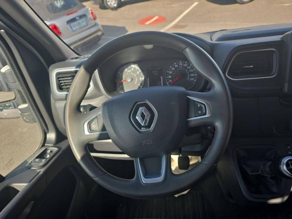 Vente en ligne Renault Master Benne MASTER BENNE 3.5T L2  DCI 130 au prix de 24 870 €