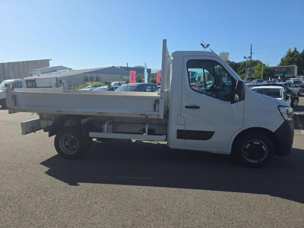 Vente en ligne Renault Master Benne MASTER BENNE 3.5T L2  DCI 130 au prix de 24 870 €
