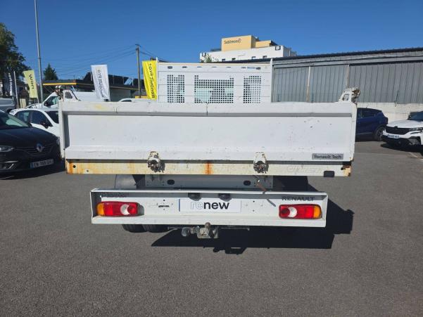 Vente en ligne Renault Master Benne MASTER BENNE 3.5T L2  DCI 130 au prix de 24 870 €