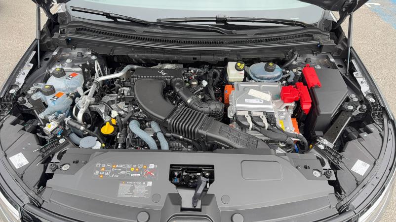 Vente en ligne Renault Austral  E-Tech full hybrid 200 GSR2 au prix de 43 300 €