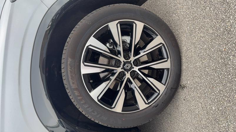 Vente en ligne Renault Austral  E-Tech full hybrid 200 GSR2 au prix de 43 300 €