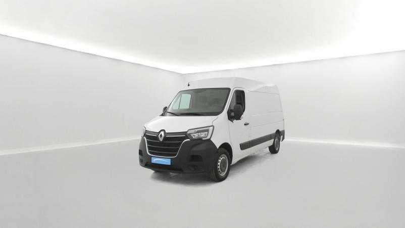 Vente en ligne Renault Master Fourgon MASTER FGN TRAC F3300 L2H2 BLUE DCI 135 au prix de 23 970 €