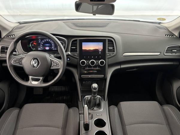 Vente en ligne Renault Megane 4  Blue dCi 115 au prix de 17 850 €