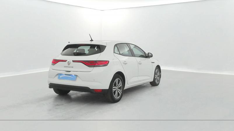 Vente en ligne Renault Megane 4  Blue dCi 115 au prix de 17 850 €