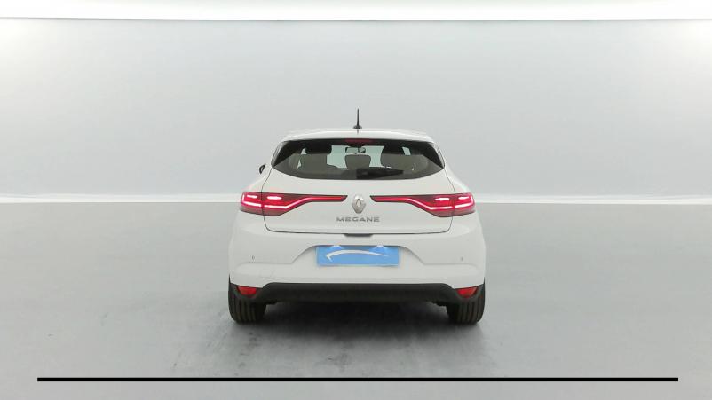 Vente en ligne Renault Megane 4  Blue dCi 115 au prix de 17 850 €