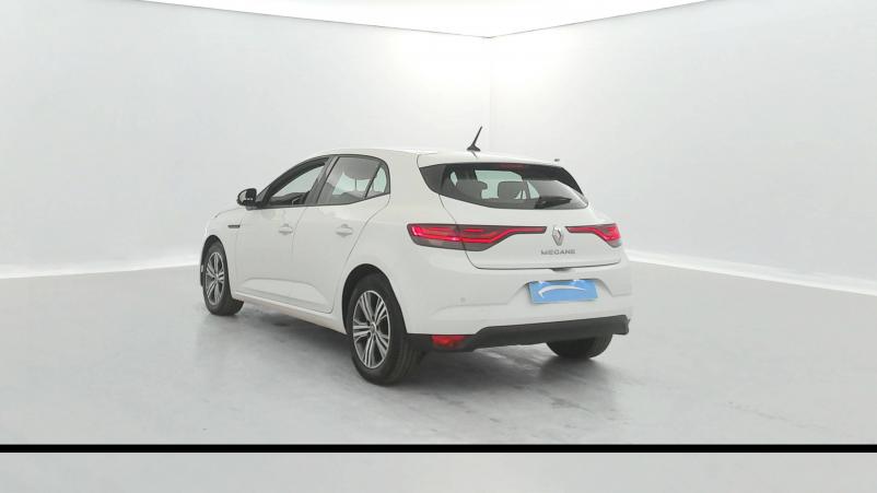 Vente en ligne Renault Megane 4  Blue dCi 115 au prix de 17 850 €