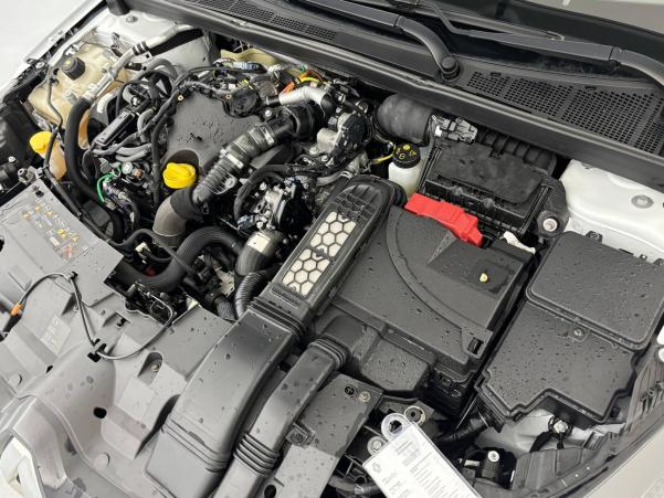Vente en ligne Renault Megane 4  Blue dCi 115 au prix de 17 850 €