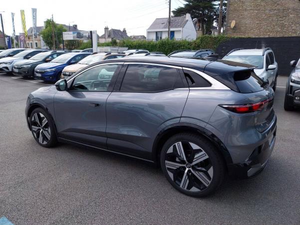 Vente en ligne Renault Megane E-Tech  220 ch autonomie confort AC7 au prix de 36 900 €