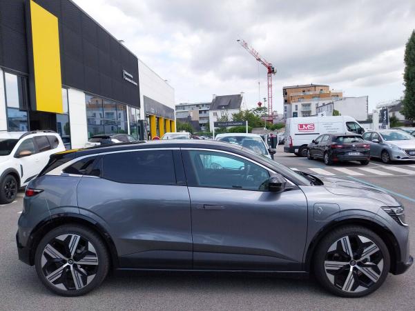 Vente en ligne Renault Megane E-Tech  220 ch autonomie confort AC7 au prix de 36 900 €