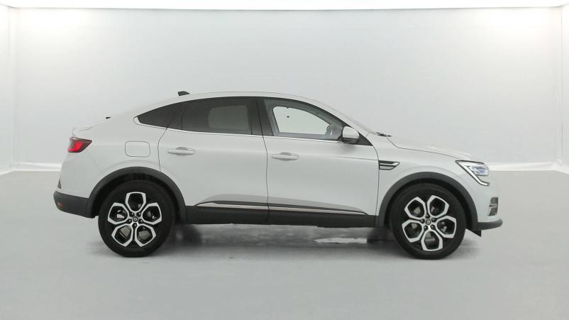Vente en ligne Renault Arkana  E-Tech 145 - 21B au prix de 21 270 €