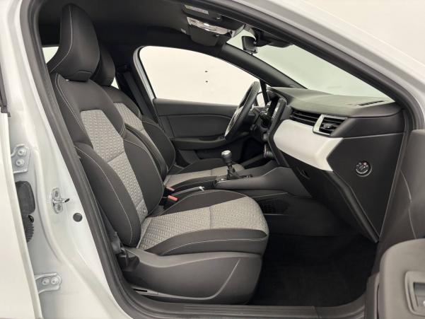 Vente en ligne Renault Clio 5 Clio TCe 90 - 21N au prix de 15 490 €