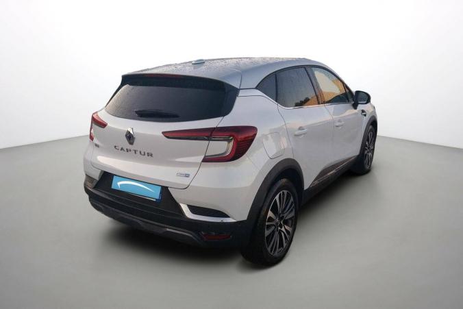 Vente en ligne Renault Captur  E-Tech Plug-in 160 au prix de 21 290 €