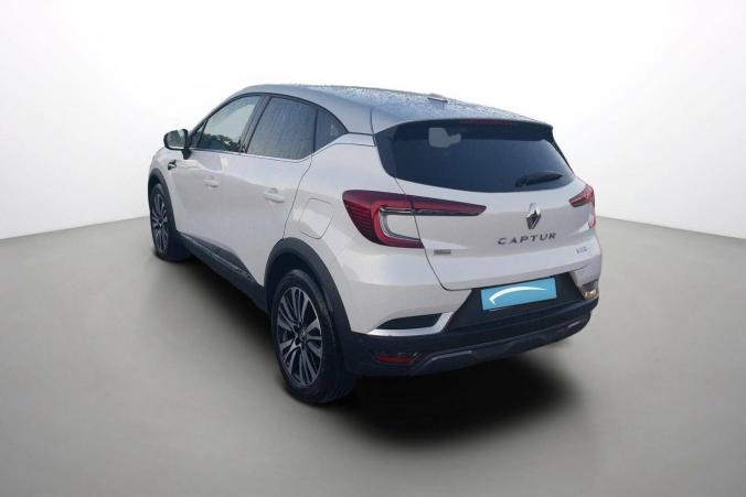 Vente en ligne Renault Captur  E-Tech Plug-in 160 au prix de 21 290 €