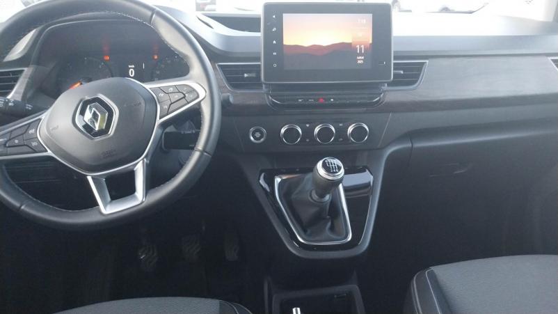 Vente en ligne Renault Kangoo  Blue dCi 115 au prix de 23 990 €