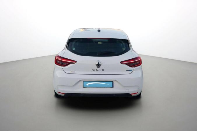 Vente en ligne Renault Clio 5 Clio E-Tech 140 - 21N au prix de 16 990 €