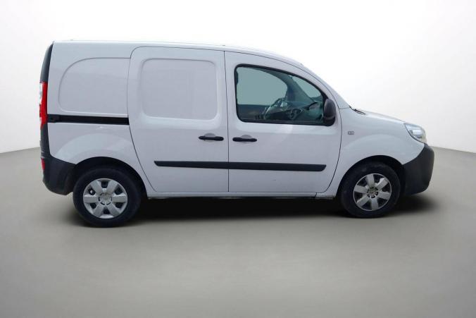 Vente en ligne Renault Kangoo Express  BLUE DCI 95 au prix de 12 490 €