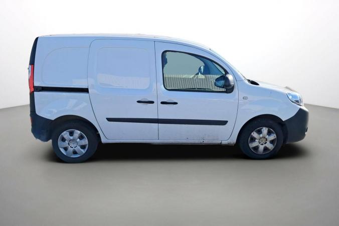 Vente en ligne Renault Kangoo Express  BLUE DCI 95 au prix de 12 490 €