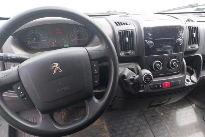 Vente en ligne Peugeot Boxer Boxer 330 L1H1 2.0 BlueHDi 110 au prix de 18 990 €