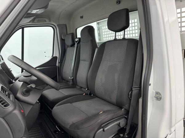 Vente en ligne Renault Master 3 Châssis Cabine MASTER BENNE COFFRE CC PROP RJ3500 L3 DCI 130 au prix de 27 990 €