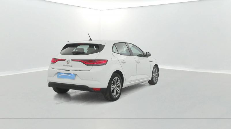 Vente en ligne Renault Megane 4  Blue dCi 115 au prix de 17 850 €
