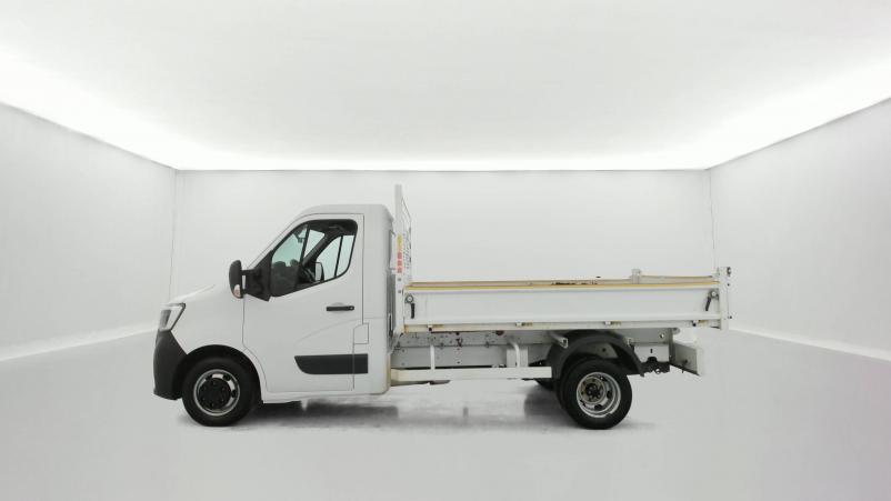 Vente en ligne Renault Master 3 Châssis Cabine MASTER BENNE CC PROP RJ3500 PAF AR COURT L2 DCI 130 au prix de 27 990 €