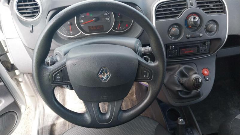 Vente en ligne Renault Kangoo Express  1.5 DCI 90 E6 au prix de 13 470 €