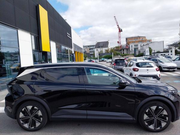 Vente en ligne Renault Scenic E-Tech Scenic E-Tech electrique 170 ch autonomie confort au prix de 43 400 €