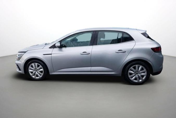 Vente en ligne Renault Megane 4 Mégane IV Berline Blue dCi 115 au prix de 16 990 €