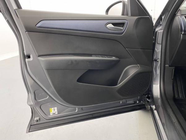 Vente en ligne Renault Arkana  E-Tech hybride 145 - 22 au prix de 21 990 €