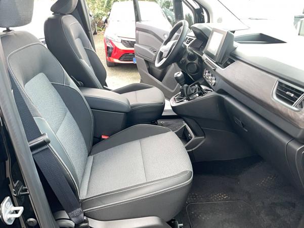 Vente en ligne Renault Kangoo  Blue dCi 115 GSR2 au prix de 30 990 €