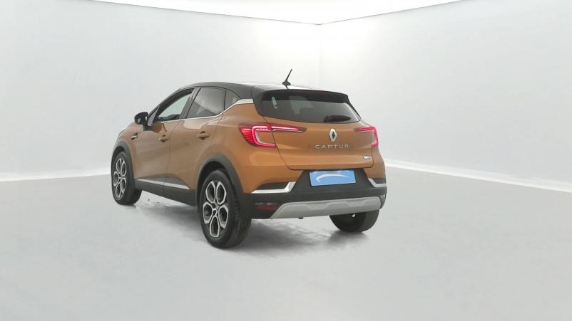 Vente en ligne Renault Captur  E-Tech 145 - 21 au prix de 21 290 €