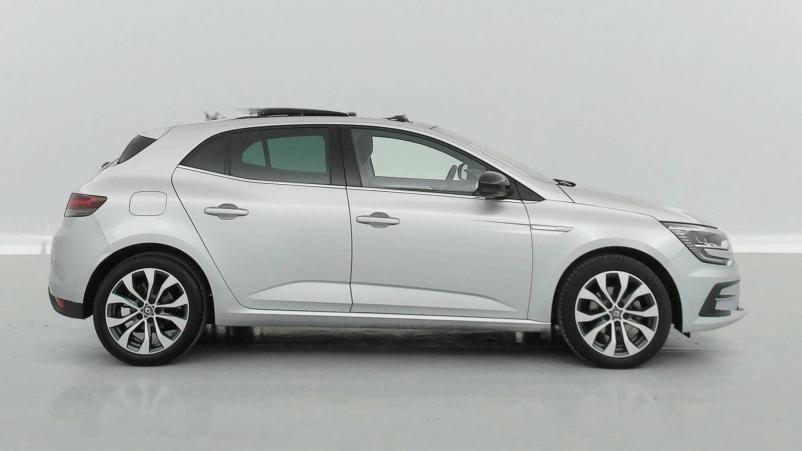 Vente en ligne Renault Megane 4  Blue dCi 115 EDC au prix de 22 870 €