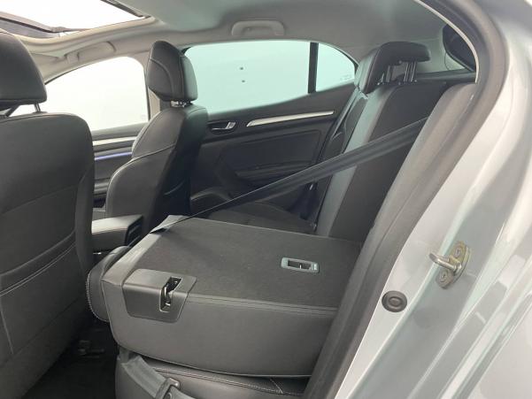 Vente en ligne Renault Megane 4  Blue dCi 115 EDC au prix de 22 870 €