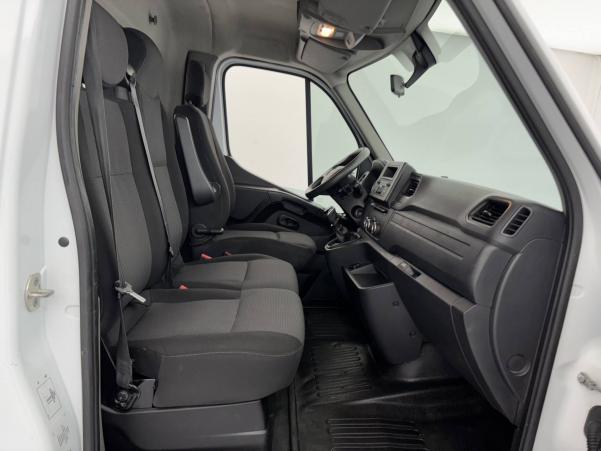 Vente en ligne Renault Master 3 Châssis Cabine MASTER BENNE CC PROP RJ3500 PAF AR COURT L2 DCI 130 au prix de 27 490 €