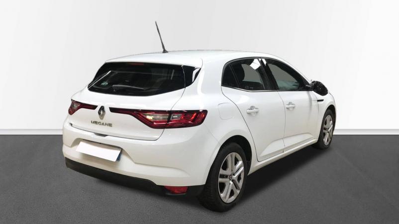 Vente en ligne Renault Megane 4 Mégane IV Berline Blue dCi 95 au prix de 13 990 €