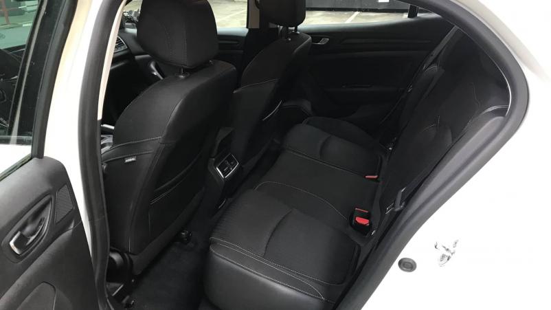 Vente en ligne Renault Megane 4 Mégane IV Berline Blue dCi 95 au prix de 13 990 €