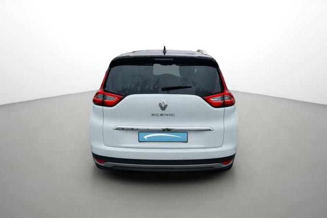 Vente en ligne Renault Grand Scenic 4 Grand Scenic TCe 140 EDC au prix de 24 870 €