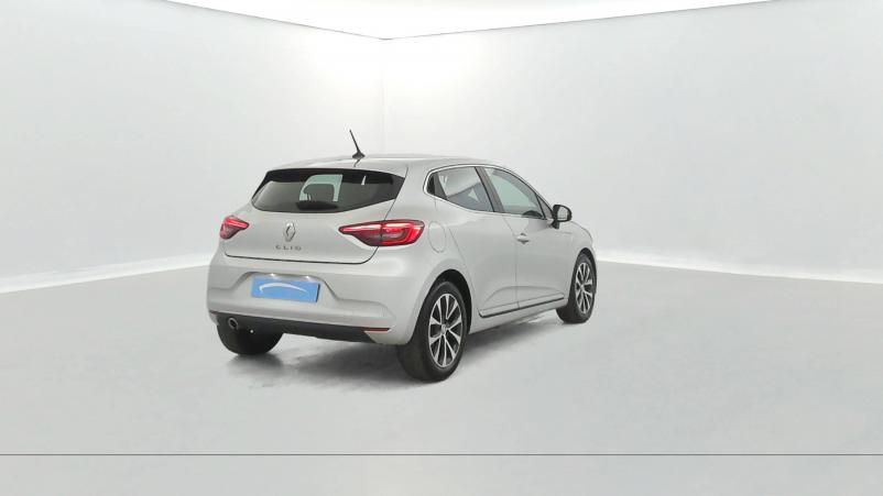 Vente en ligne Renault Clio 5 Clio Blue dCi 100 - 21N au prix de 12 470 €